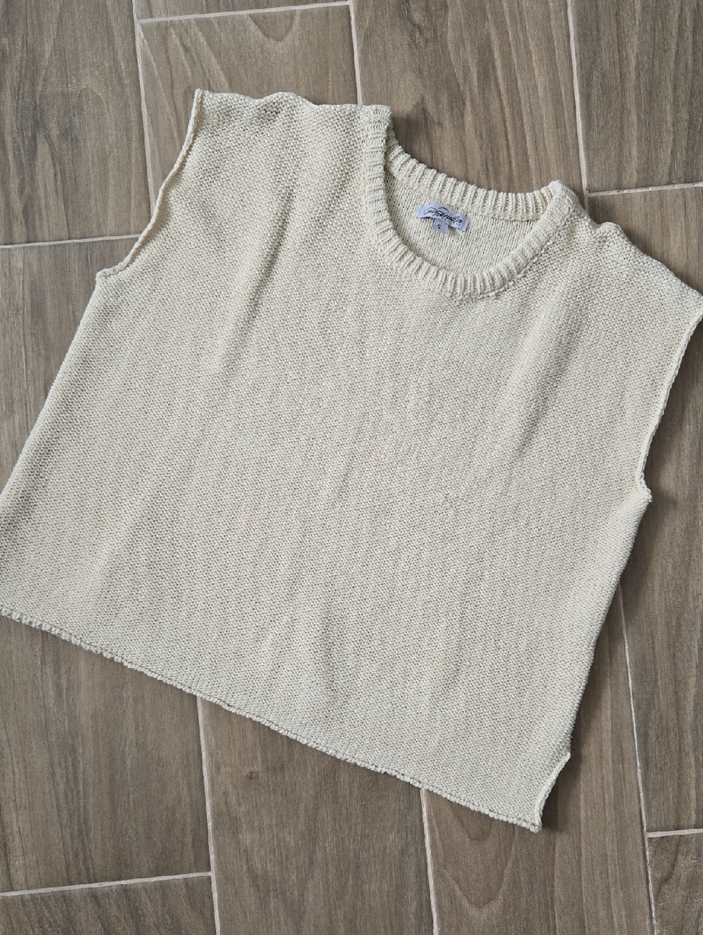 Sleeveless Crewneck Knit Vest in Cream